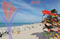 Pantai Cahaya Bulan