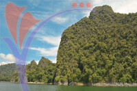 Kenyir Lake