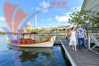 Perahu Sightseeing Dondang Sayang Putrajaya